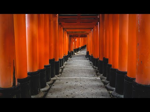 Fushimi Inari Taisha in Kyoto, Japan (伏見稲荷大社) ⛩️ | Hiking Kyoto&#039;s 10,000 Red Gates!