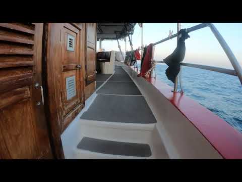 The Phinisi Deck Mini Tour (Sunrise Time) #gopro #liveaboard #thailand