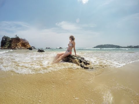 MOST BEAUTIFUL BEACH YOU&#039;VE NEVER SEEN - Mirissa, Sri Lanka