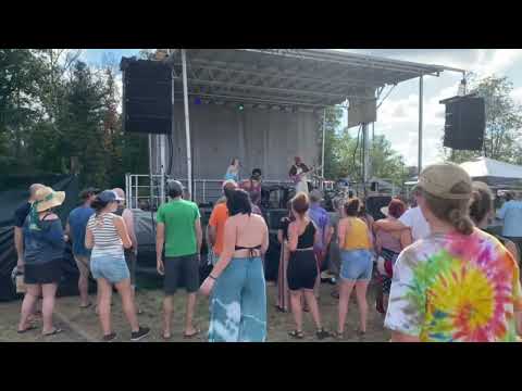 Hoxeyville Music Festival 2022: Selected Highlights from the Michigan Woods
