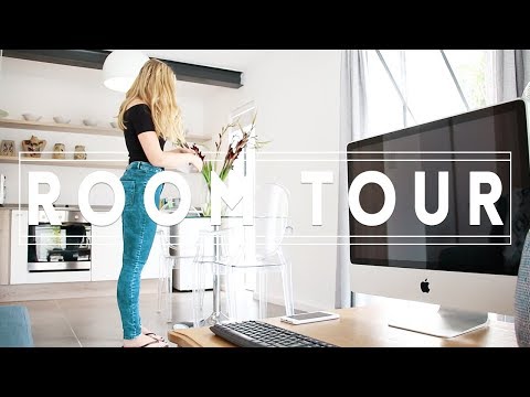 Cape Town Airbnb Room Tour - Where to stay in Cape Town, South Africa.