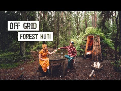 Glamping in a TINY SWEDISH FOREST HUT! + Cooking Traditional Swedish Kolbulle 🍳