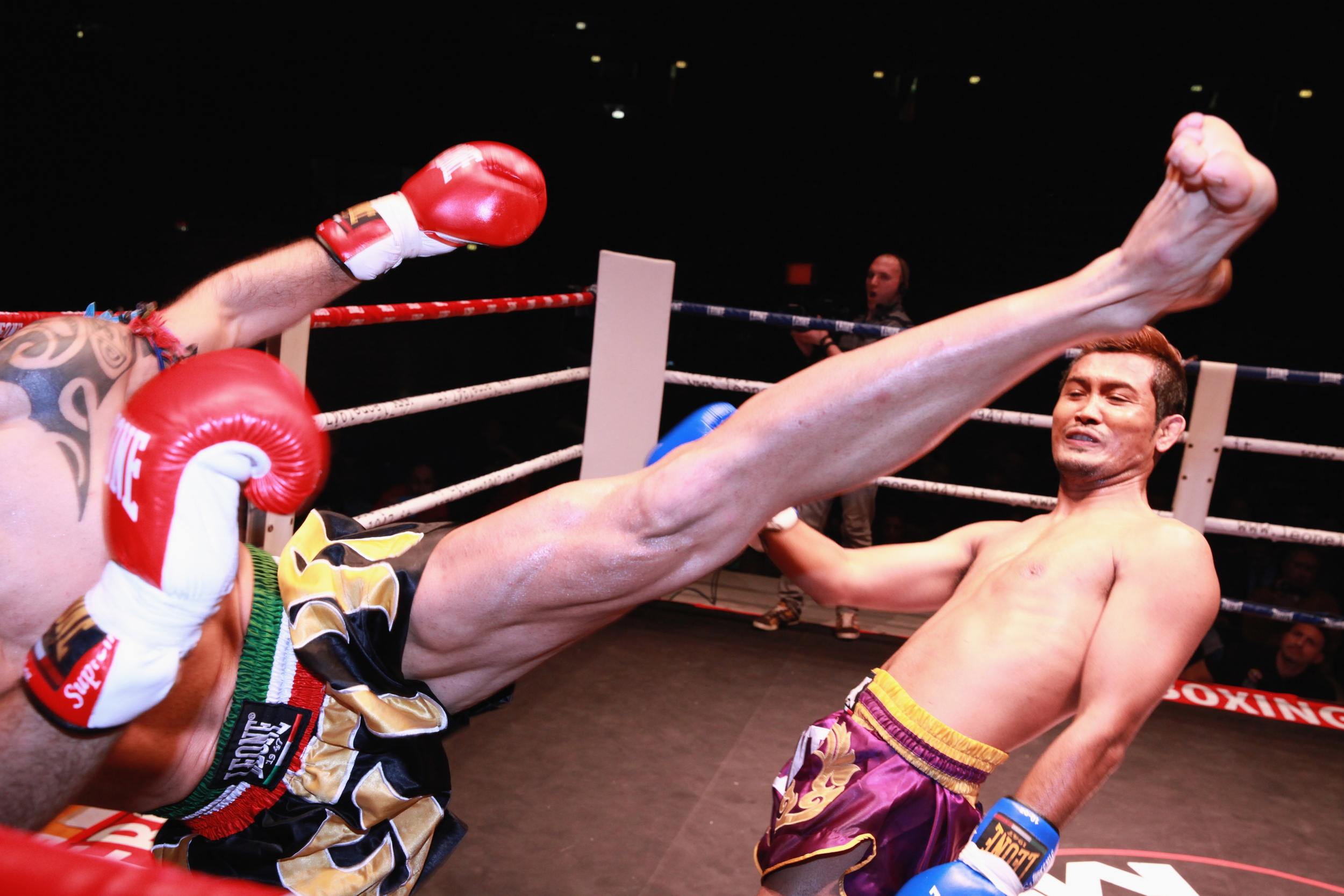 Muay Thai Kickboxing - Koh Tao, Thailand