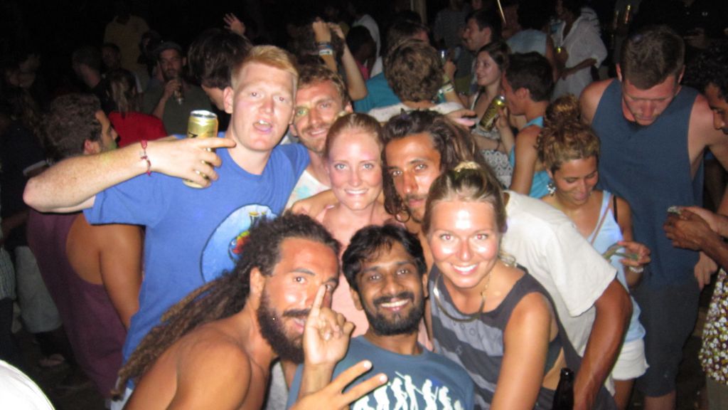 Mambo's Saturday Nights - arugam bay parties