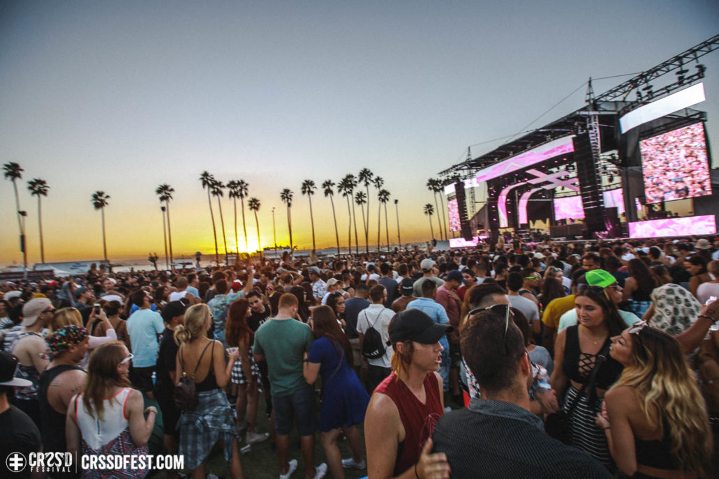 crssd2016_1001_162519-2708_flg