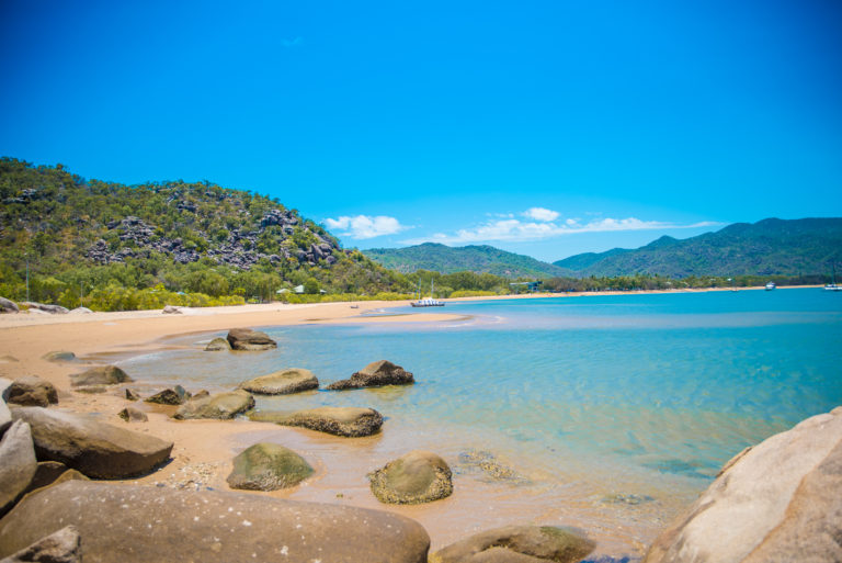 2 Days on Island, Australia The Bungalow Bay Experience