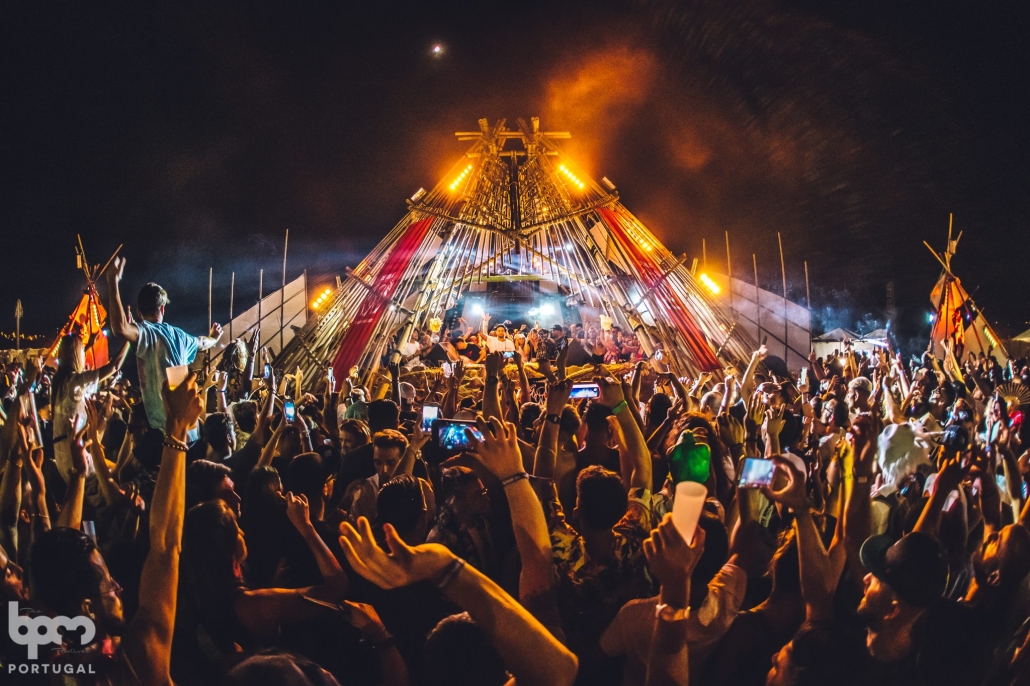 16 MUSIC FESTIVALS IN PORTUGAL TO EXPERIENCE BEFORE YOU DUE