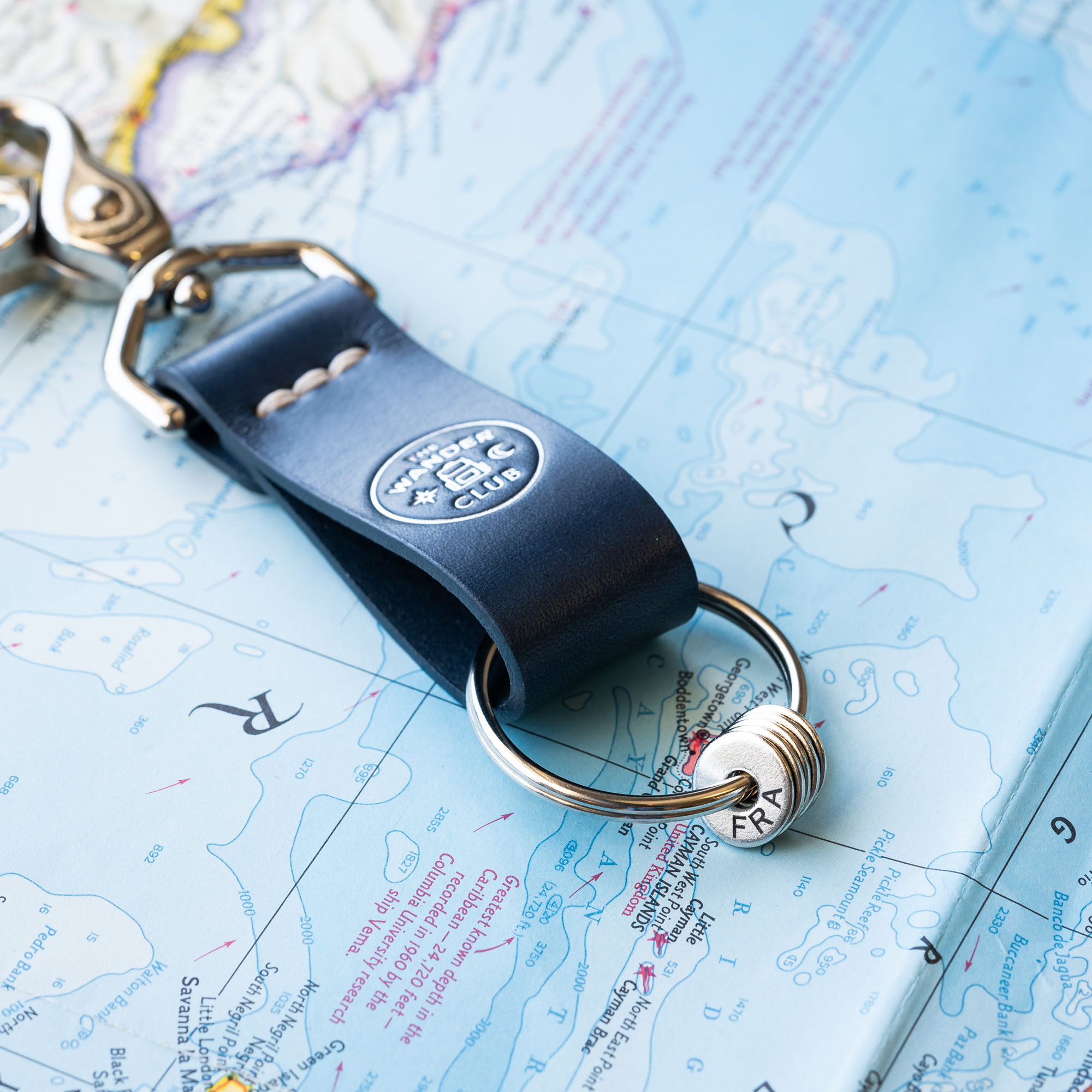 Wanderchain - Best Travel Gifts for Men 2019