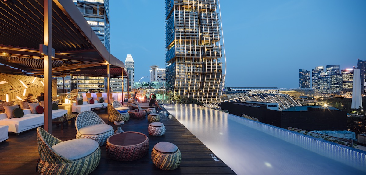 Cloud-9-Rooftop-Infinity-Pool-Singapore