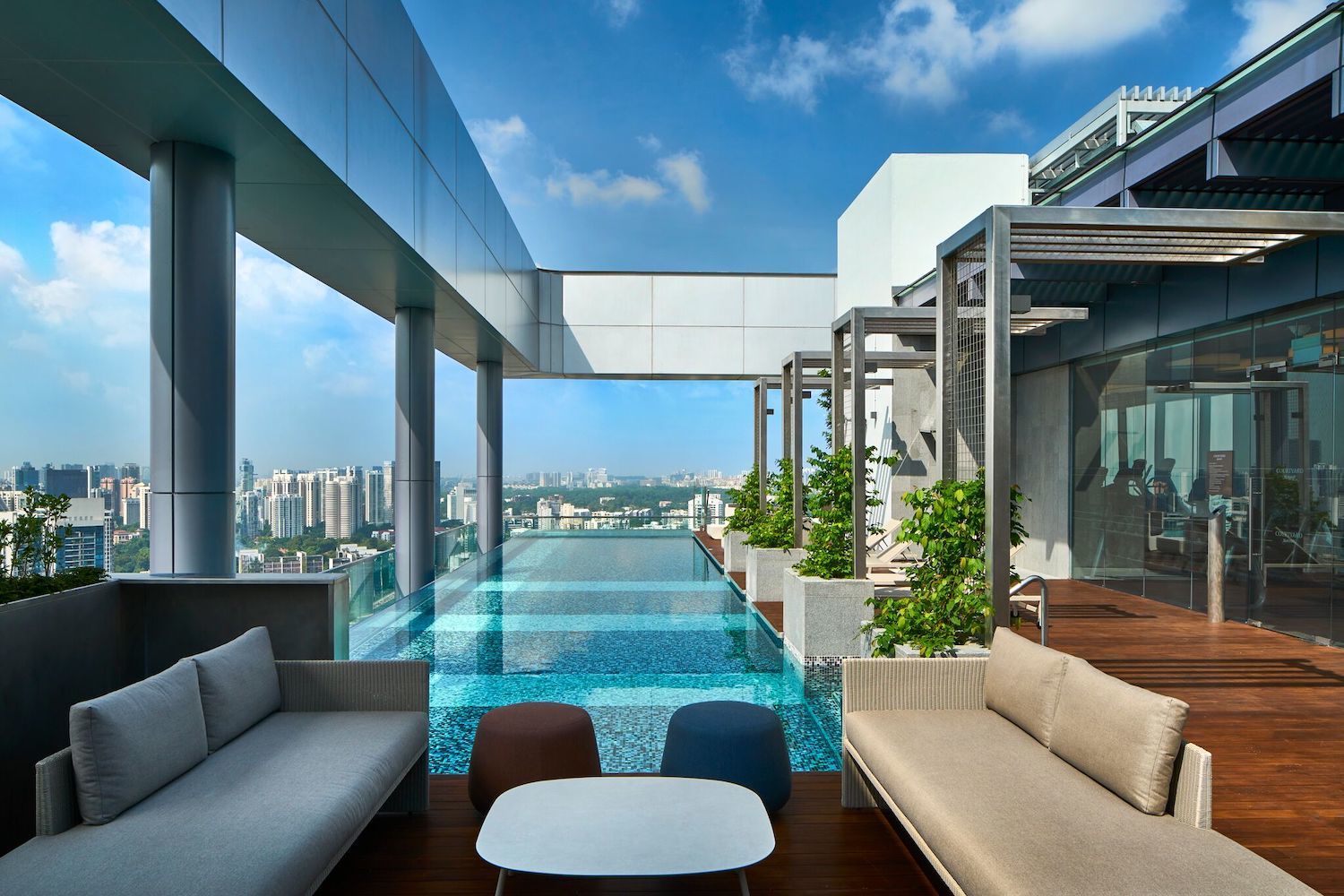 Marriot Singapore Novena Infinity Pool Rooftop