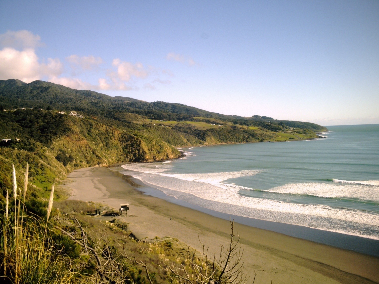 Raglan Surfers Beach, New Zealand