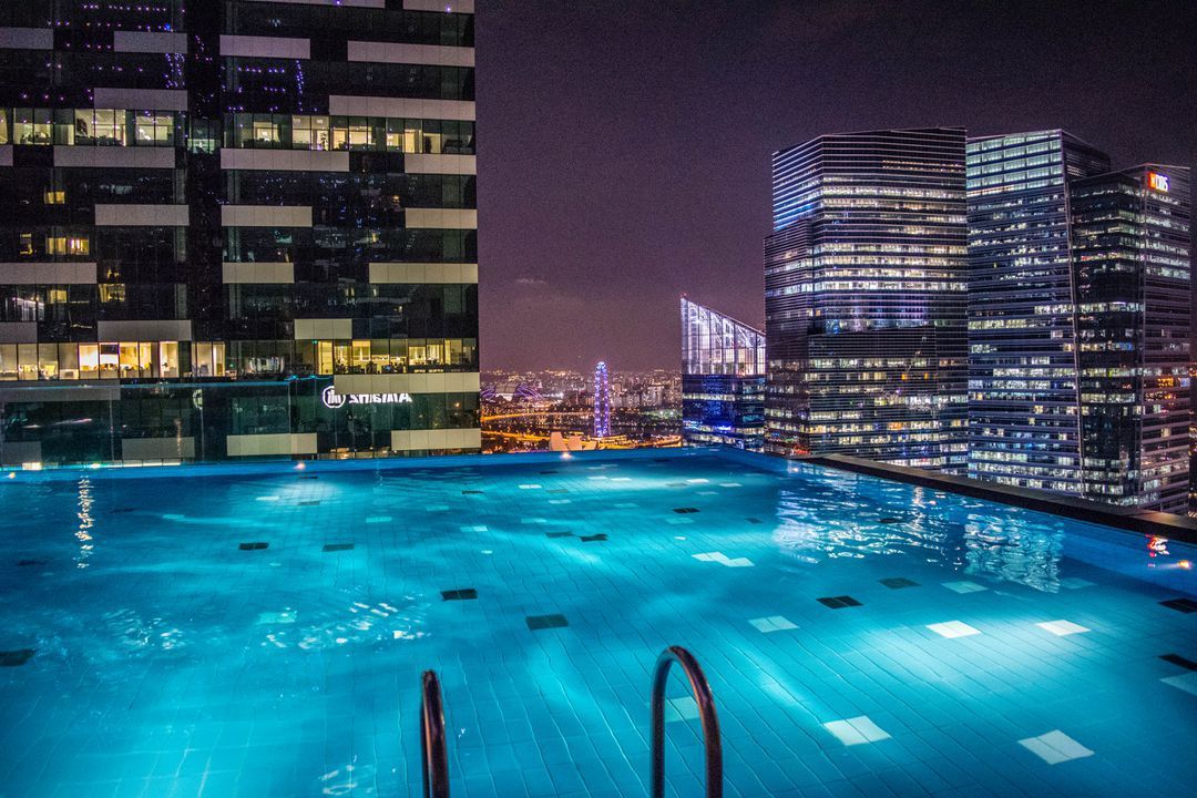 Westin Singapore Rooftop Infinity Pool