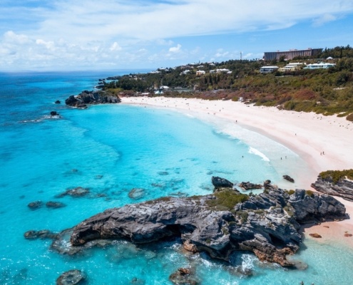 Bermuda Travel Guide - Where is hot in January