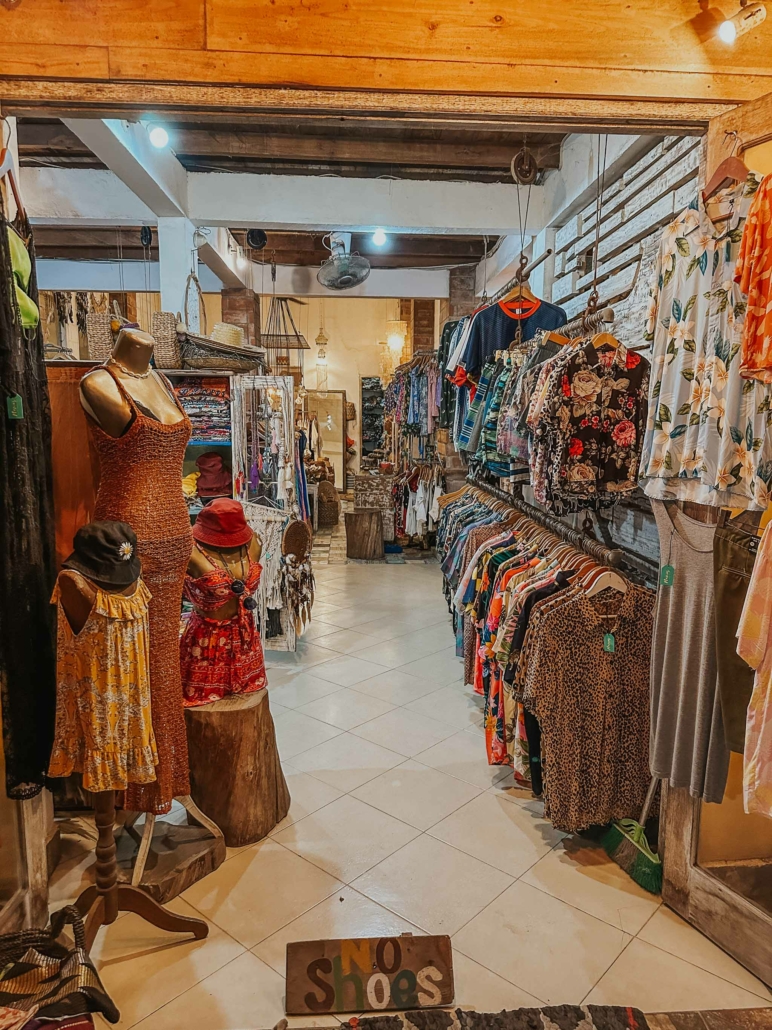 Gili Shopping market