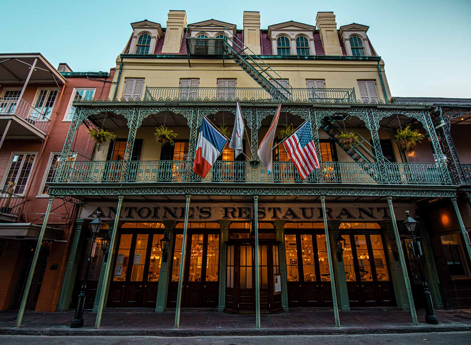 2 Days in New Orleans - Antoine's Restaurant