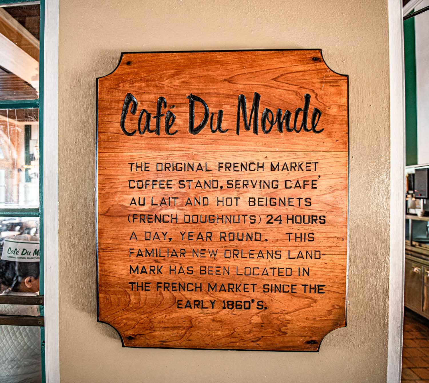 Cafe du Monde - 2 Days in New Orleans 