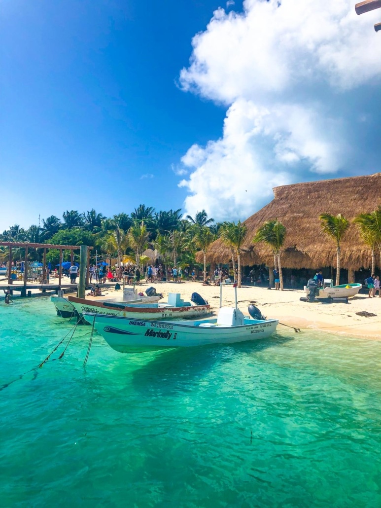 TOP 17 Airbnb Cancun Rentals For the Ultimate Mexico Vacation [2021]