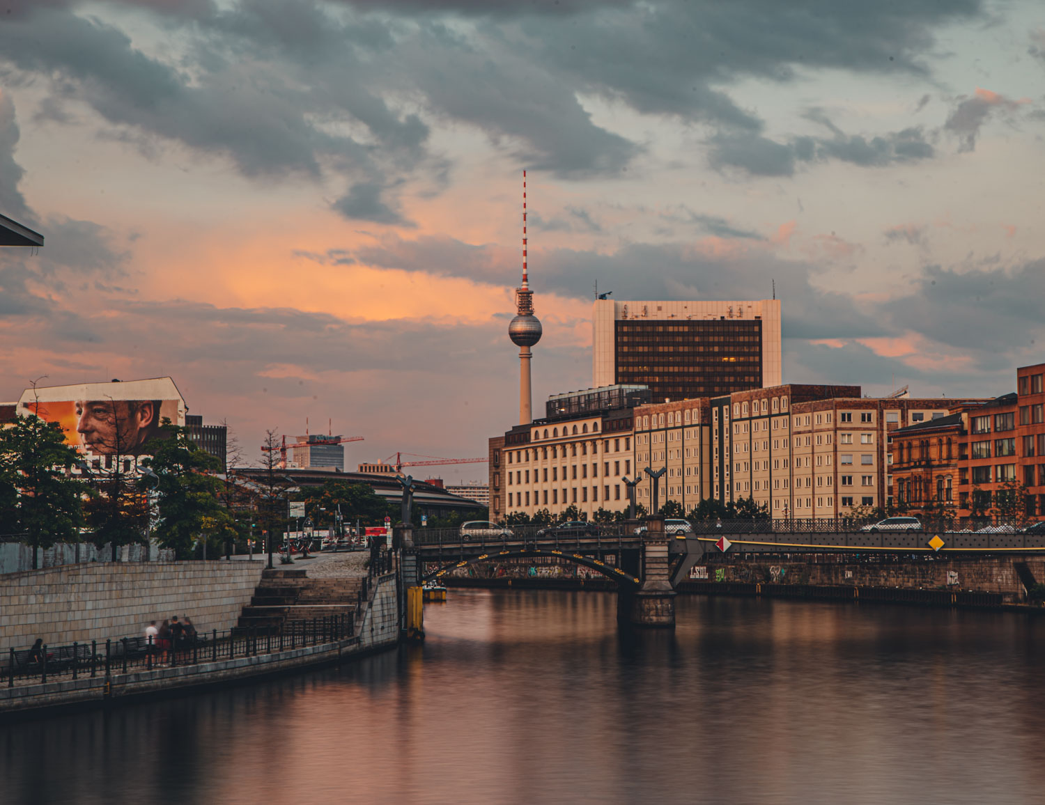 Cheap Airbnb Berlin City 2020