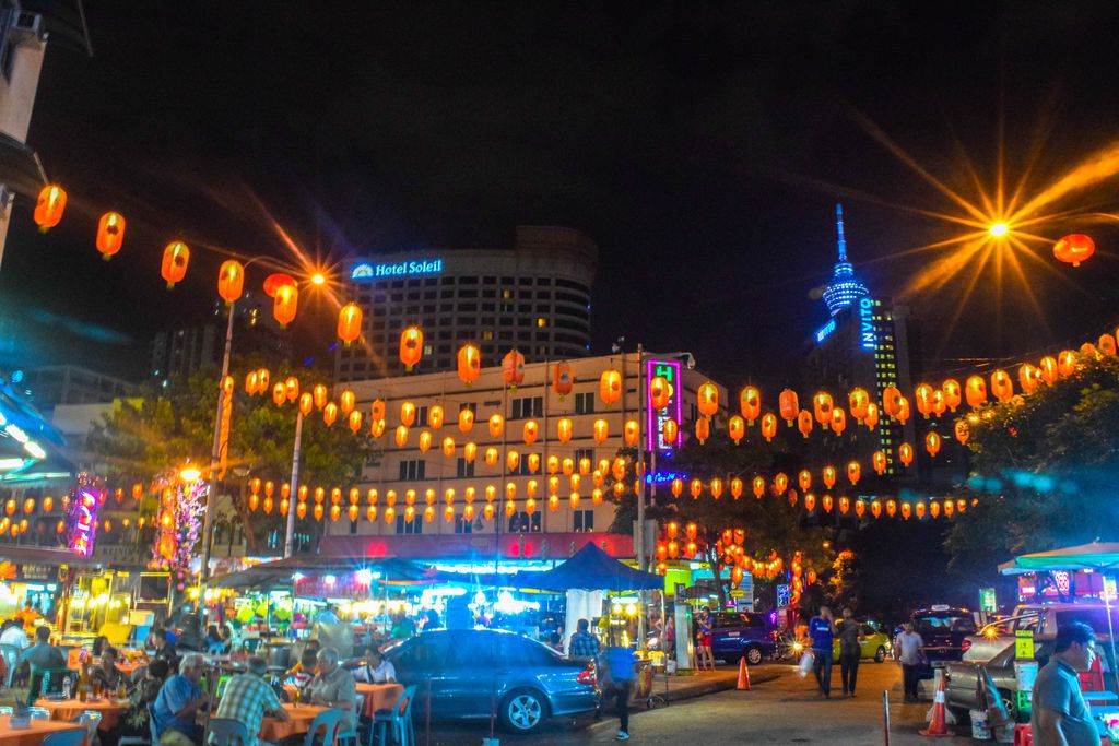 Jalan Alor Night Market - Kuala Lumpur Itinerary