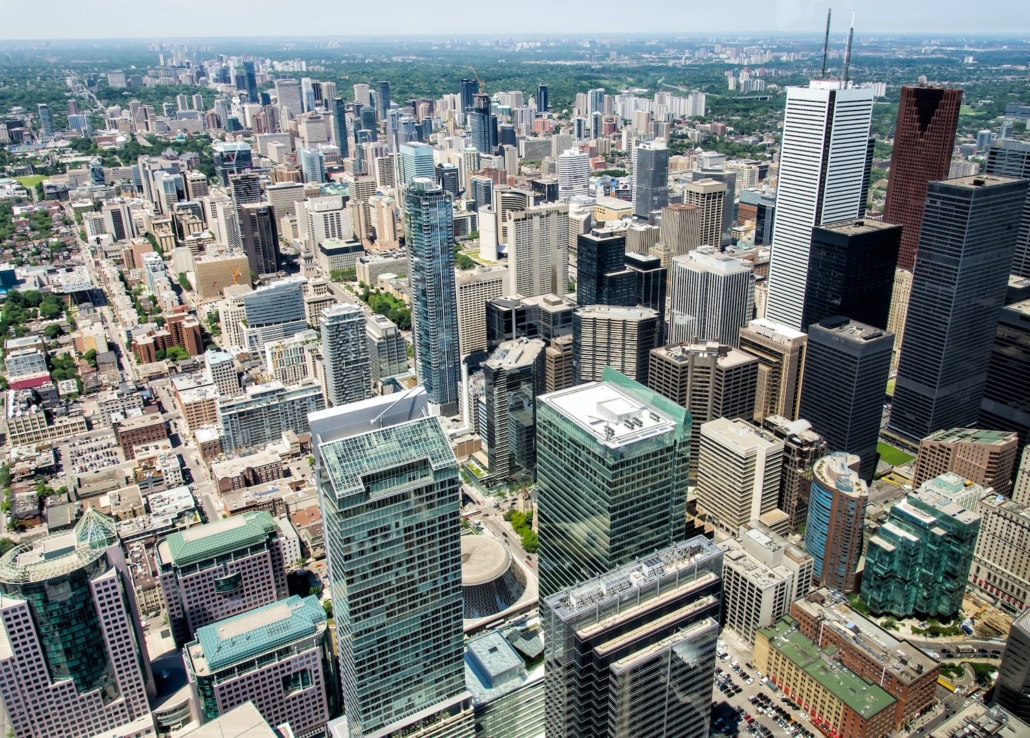 The 19 BEST Airbnb Toronto Rentals For a Cool & Unique Visit [2020]