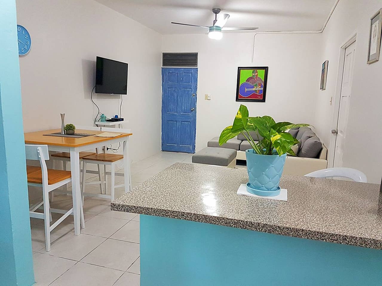 2 Bedroom Airbnb Jamaica