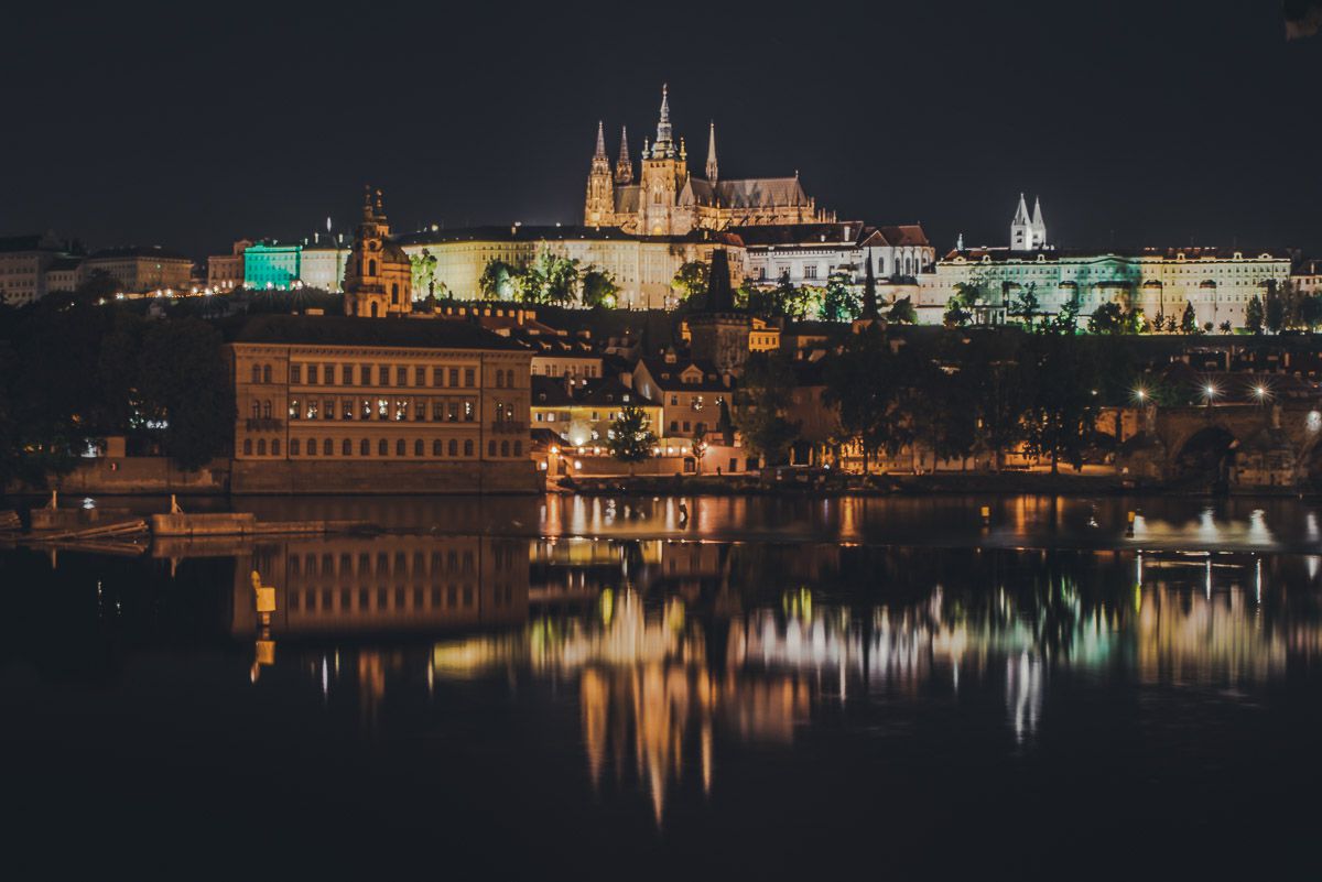 Airbnb Prague Town Square