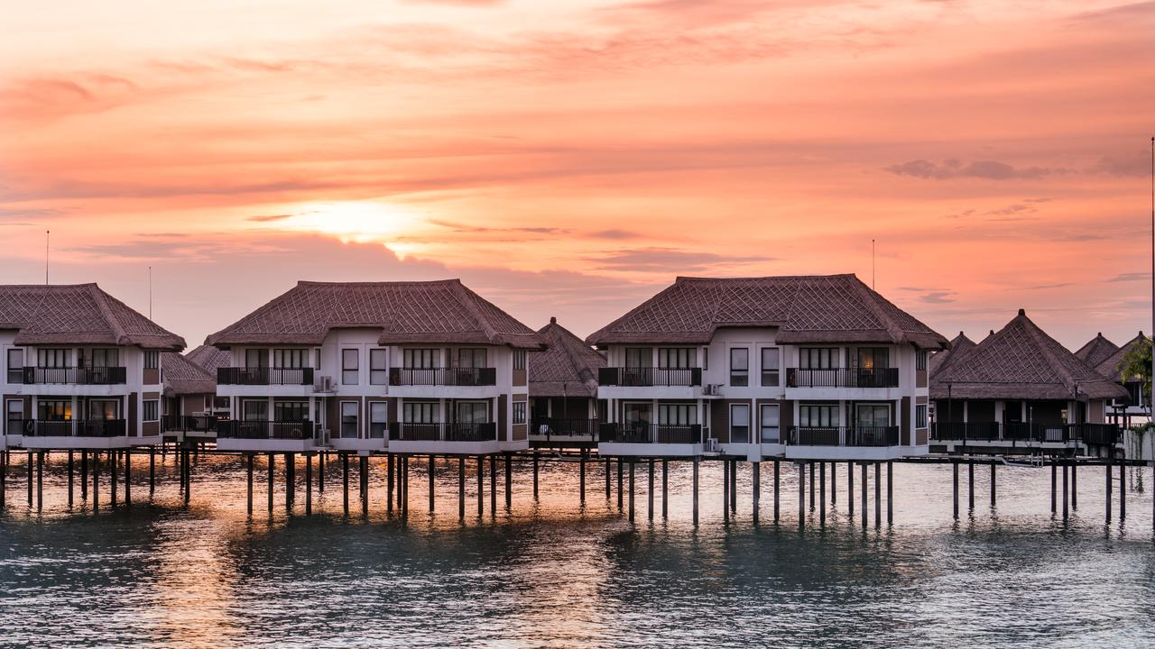 Avani Sepang Goldcoast Resort - Best Overwater Villas Malaysia