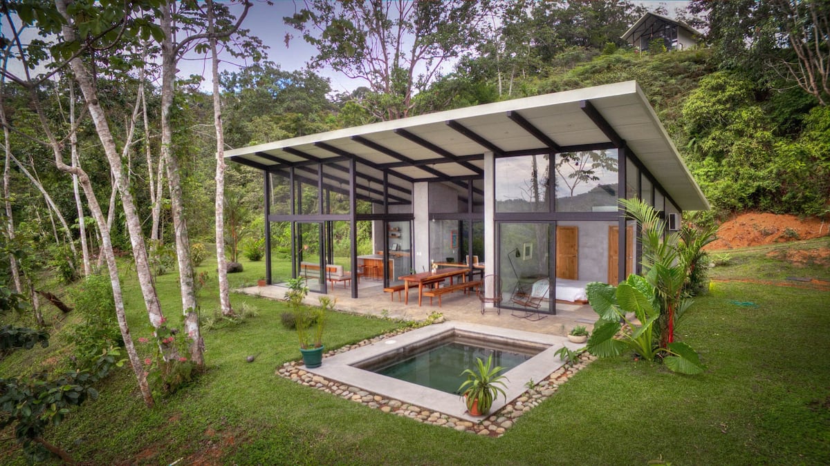 Casa Luz Airbnb in Costa Ricav