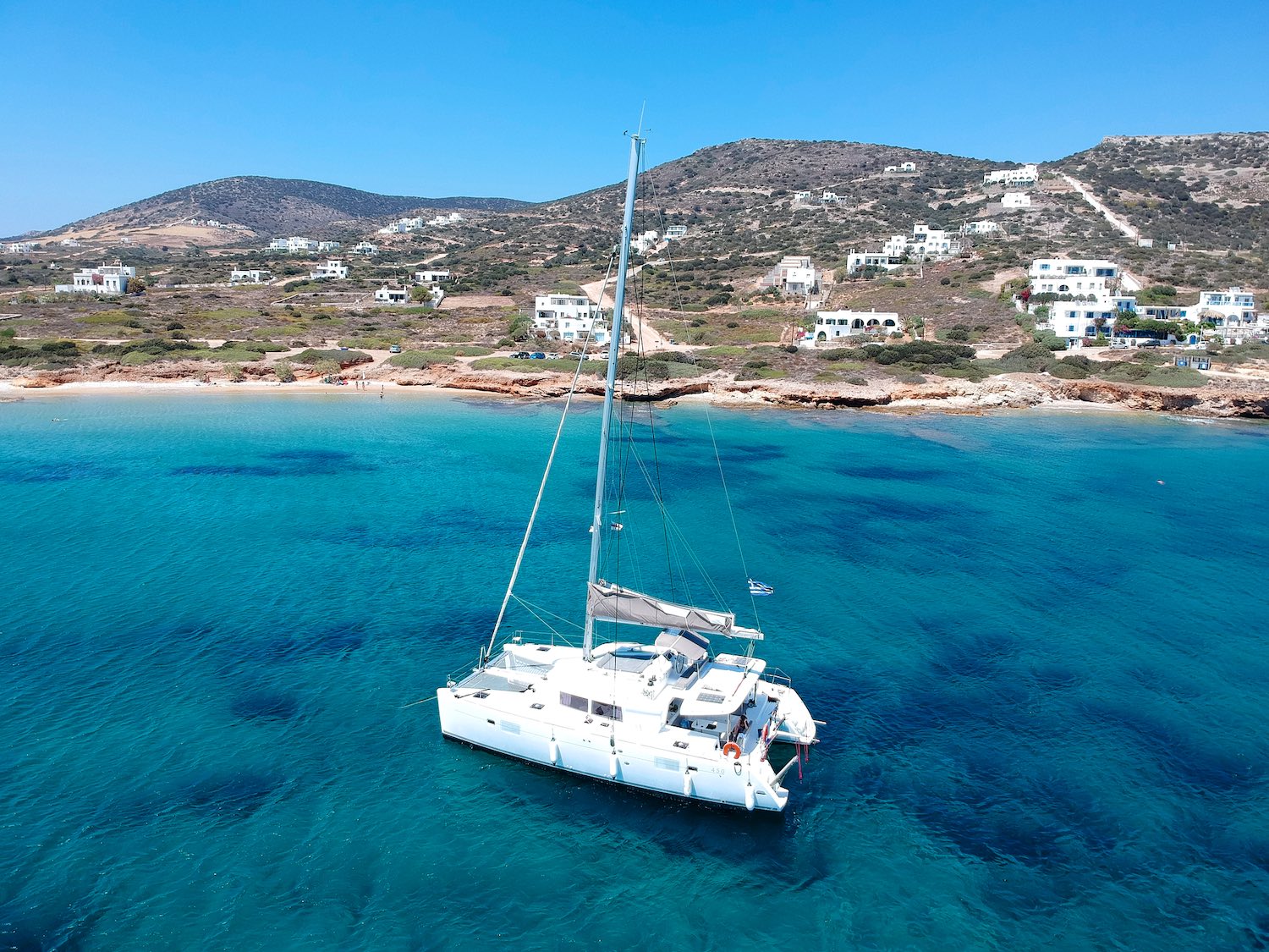 Catamaran Greece - Airbnbs in Santorini