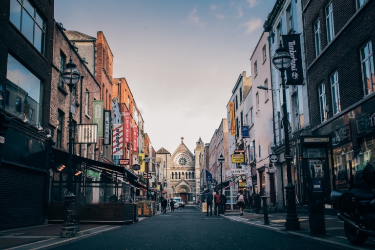 15 BEST Airbnb Dublin Rentals To Stay in 2021 [UPDATED]