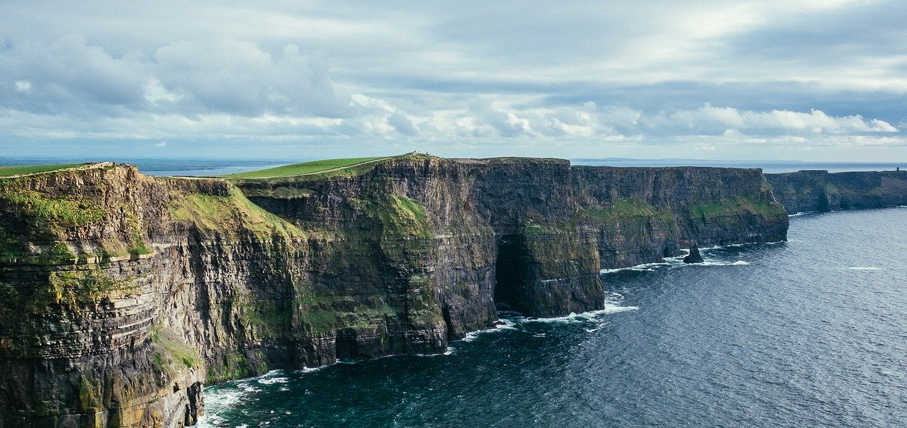 Cliffs of Moher - Airbnbs in Dublin