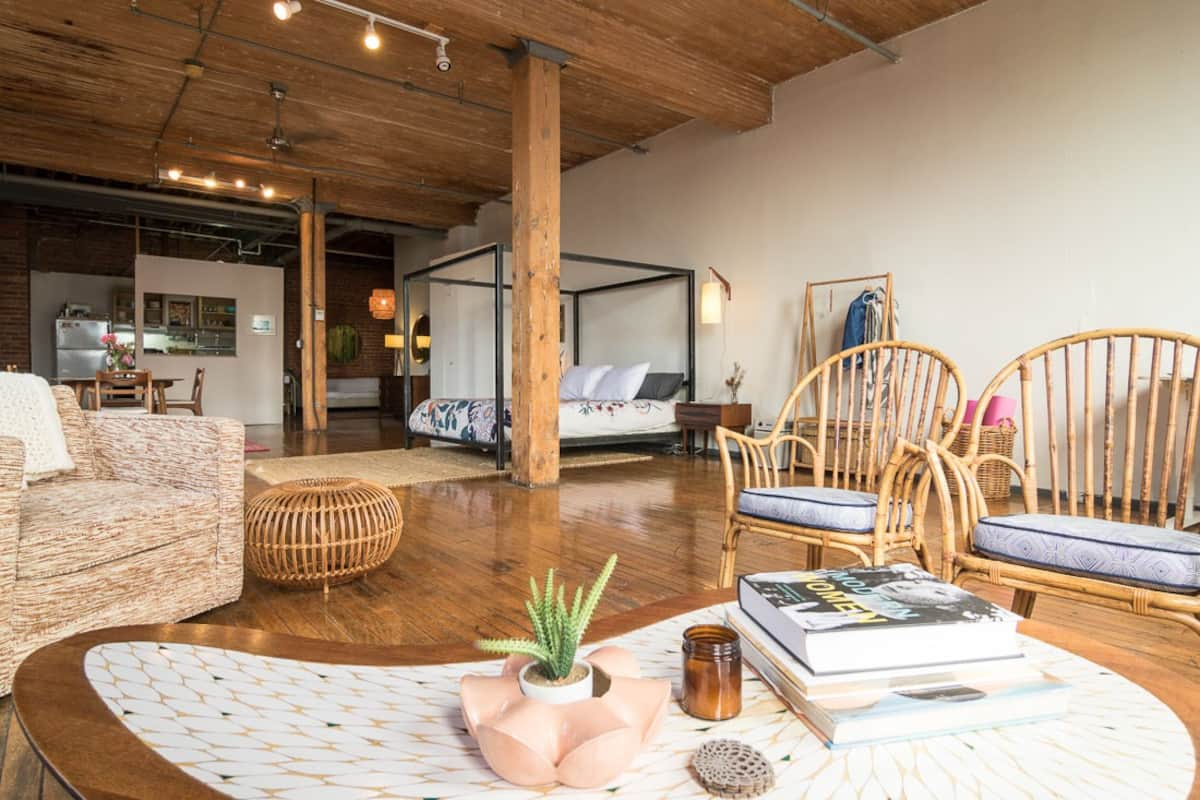 Loft Airbnb Detroit