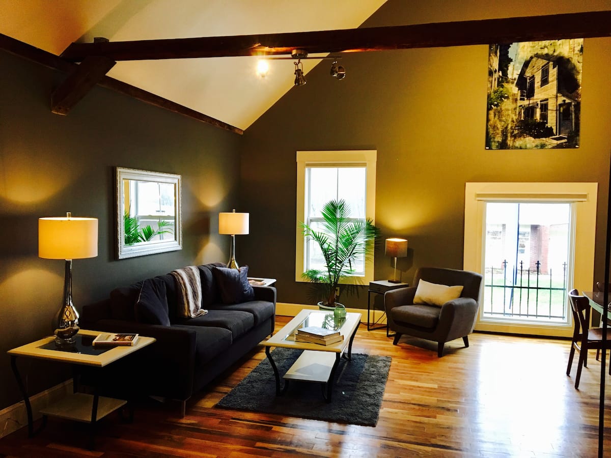 Tap House Loft - airbnb maine coast