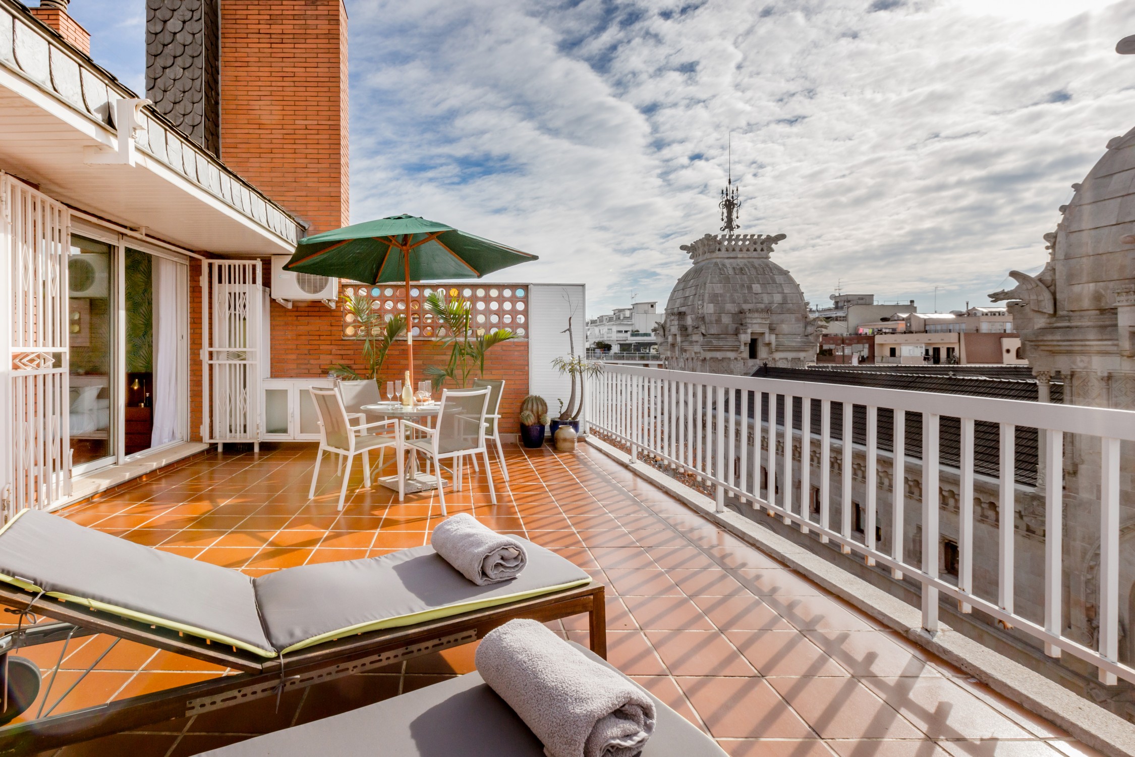 barcelona tourist tax airbnb