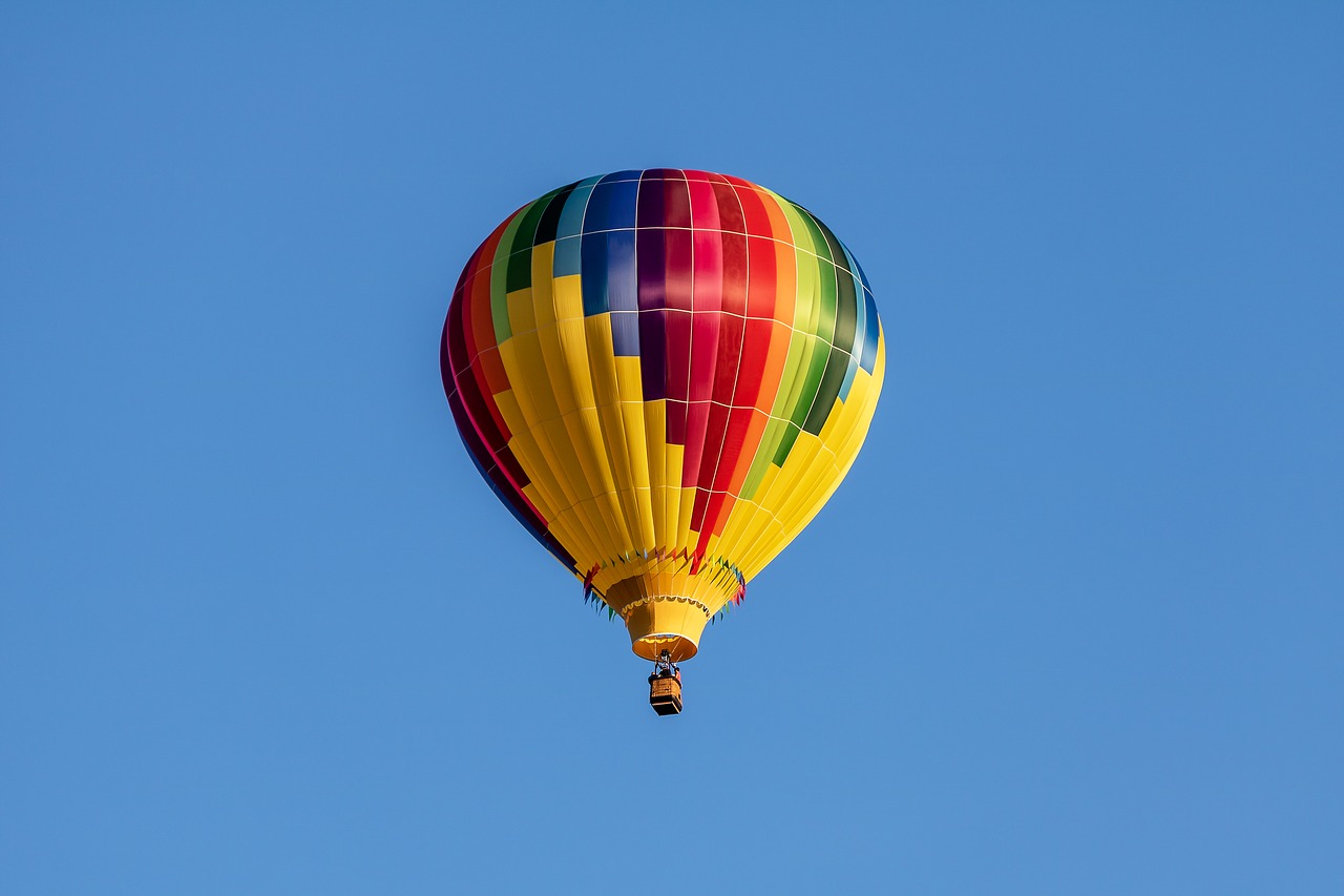 HOT AIR BALLOON RIDE Barcelona, Spain