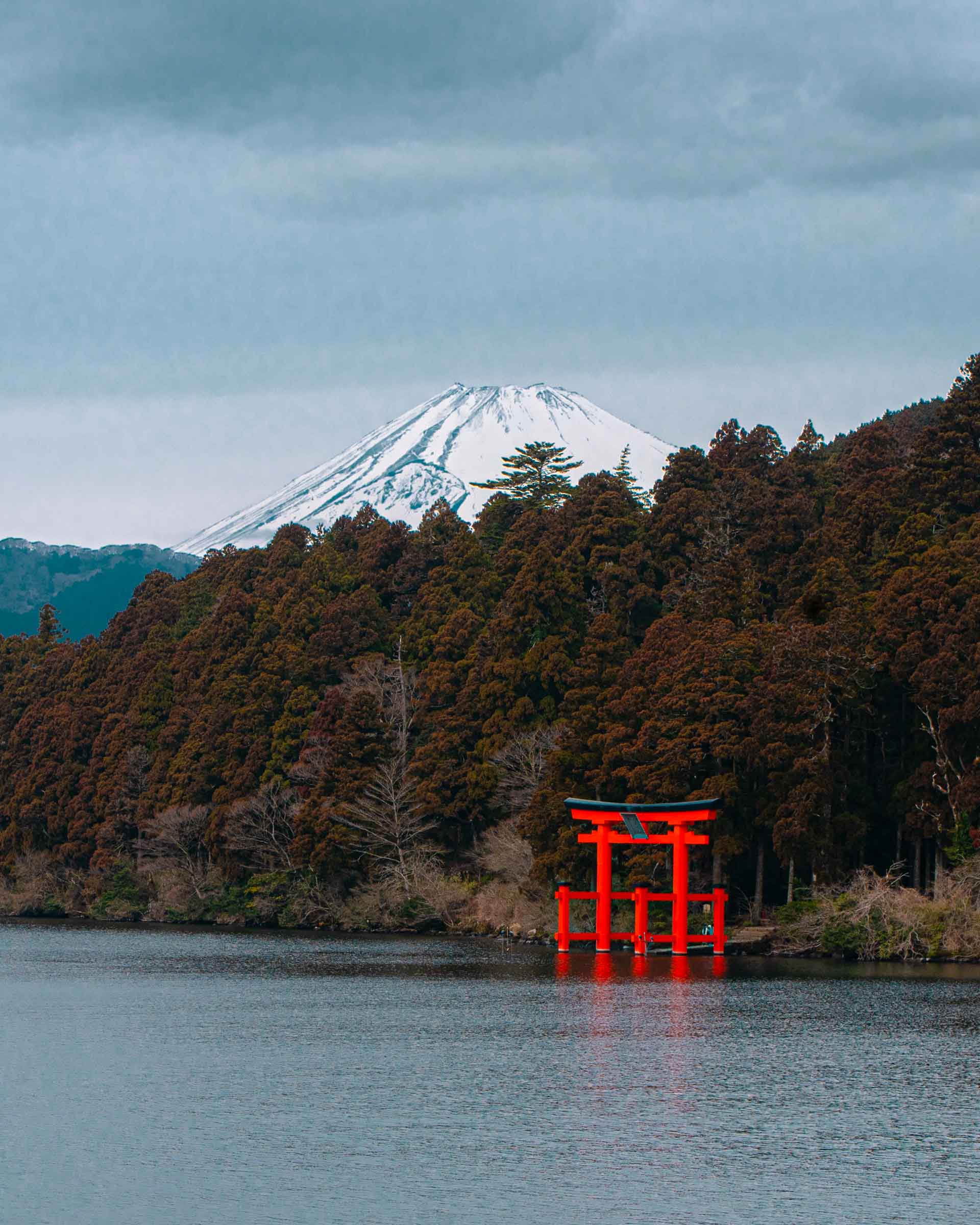 Lake Ashi Sightseeing Cruise