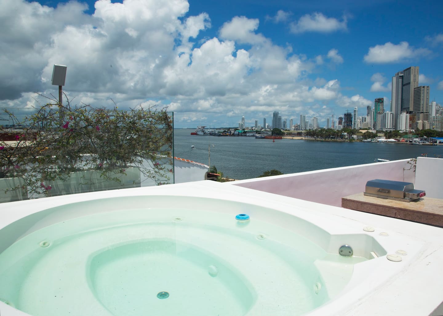 airbnb cartagena with hot tub