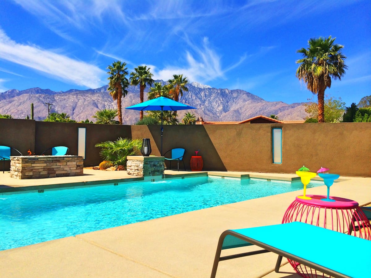 Palm Springs Airbnb with Pool