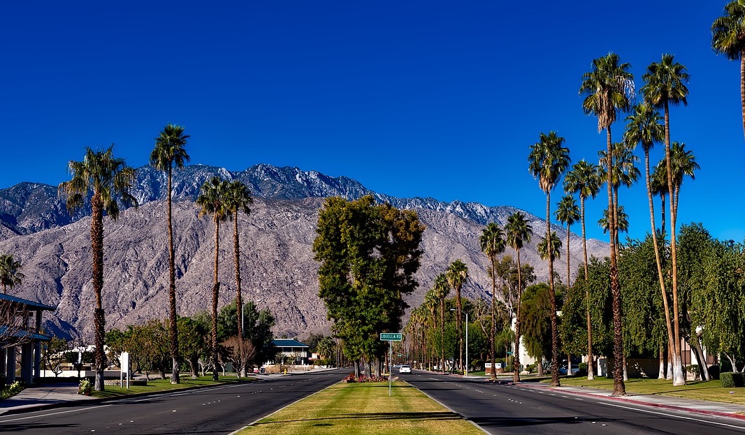 Palm Springs, California - Airbnb Rentals