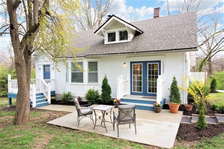 The 15 Coolest & BEST Airbnbs in Kansas City, Missouri [2020]