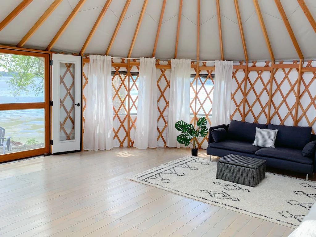 Yurt Glamping Washington