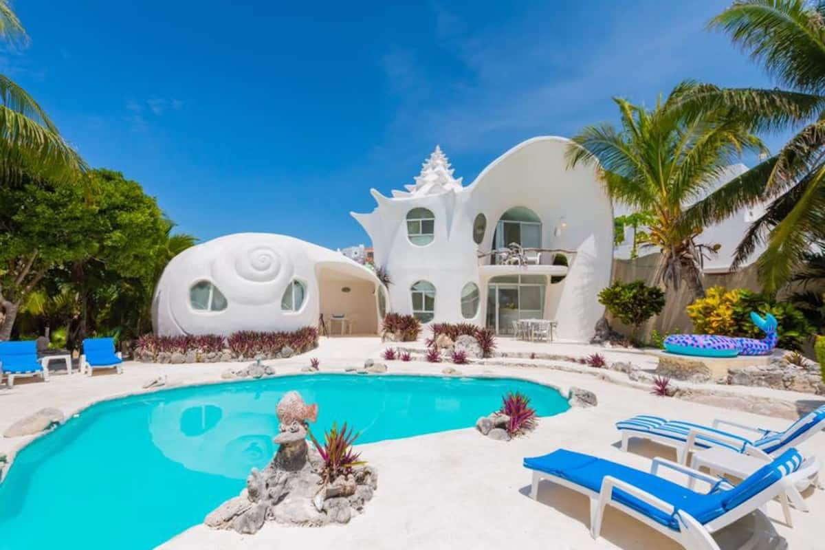 Seashell House - Airbnb in Mexico