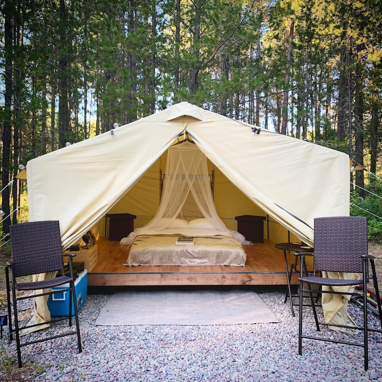 montana glamping glacier national park