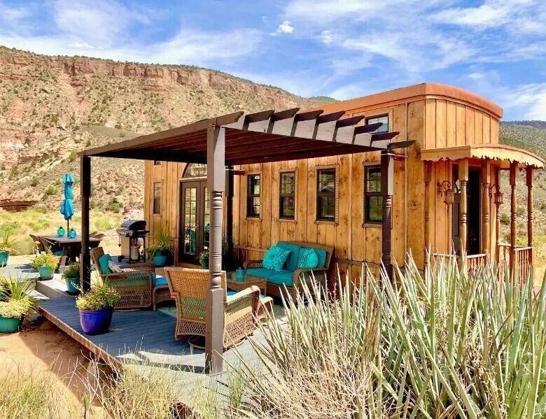 utah glamping tiny house luxury