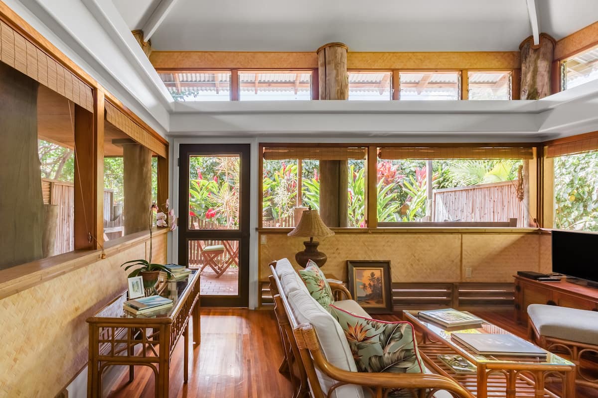 Best Luxury Maui Airbnb