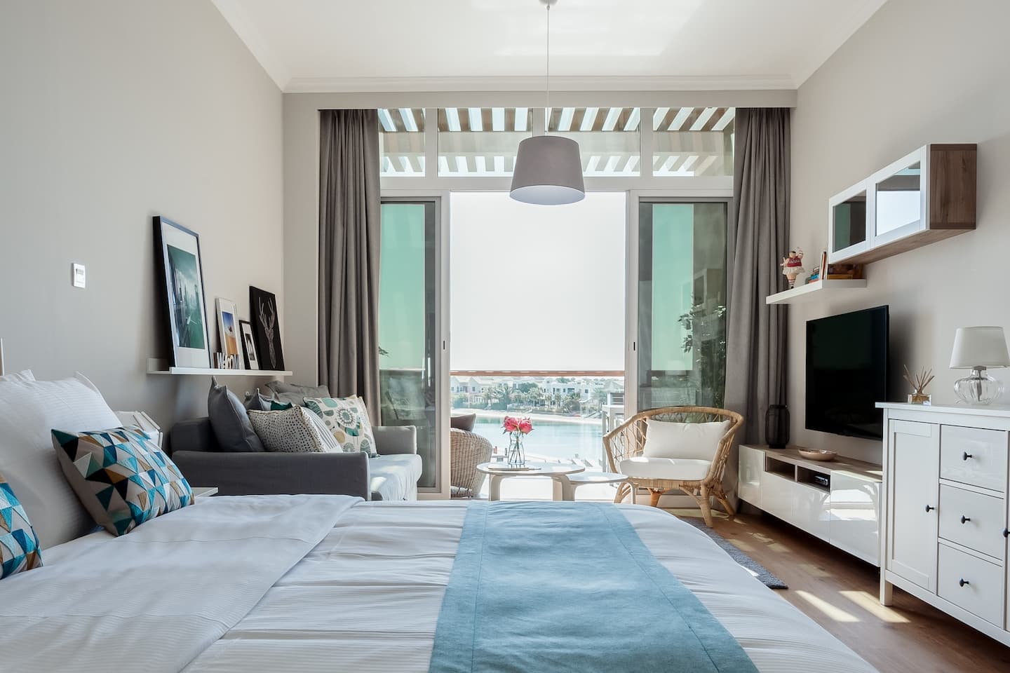 Best Romantic Dubai Airbnb