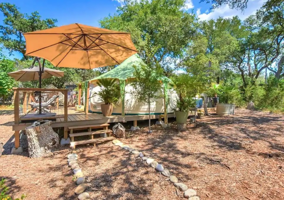 Couples Glamping texas