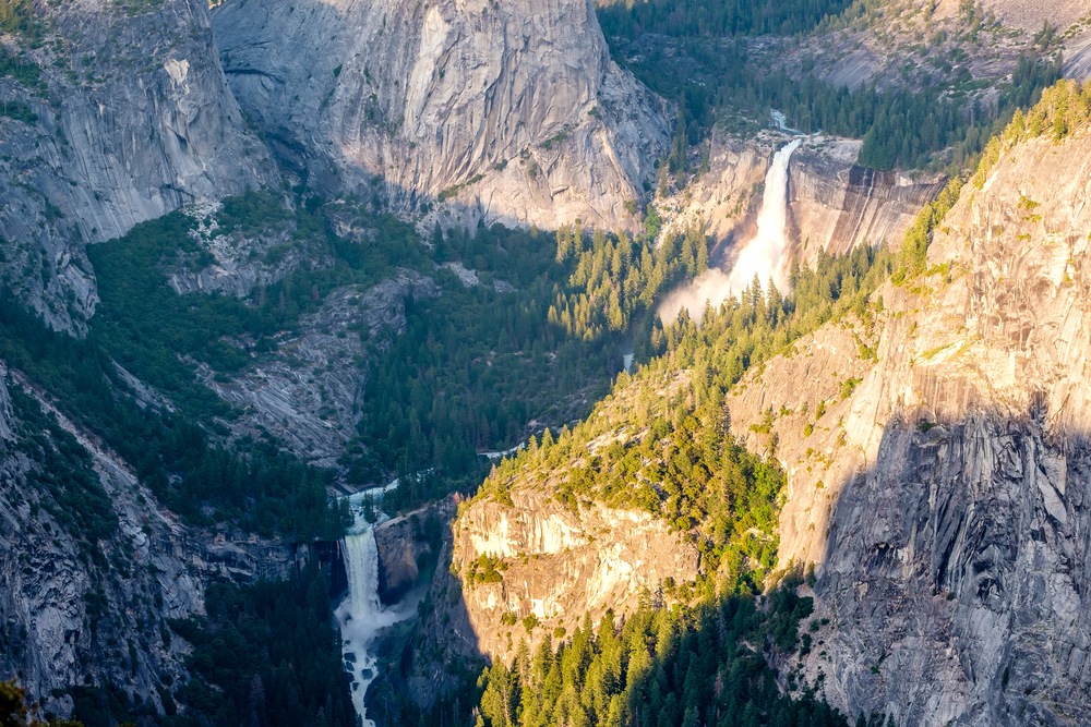  Group Yosemite Airbnb