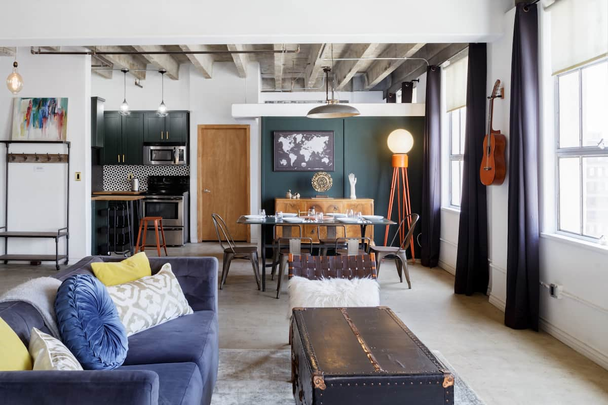 Los Angeles Airbnb Loft