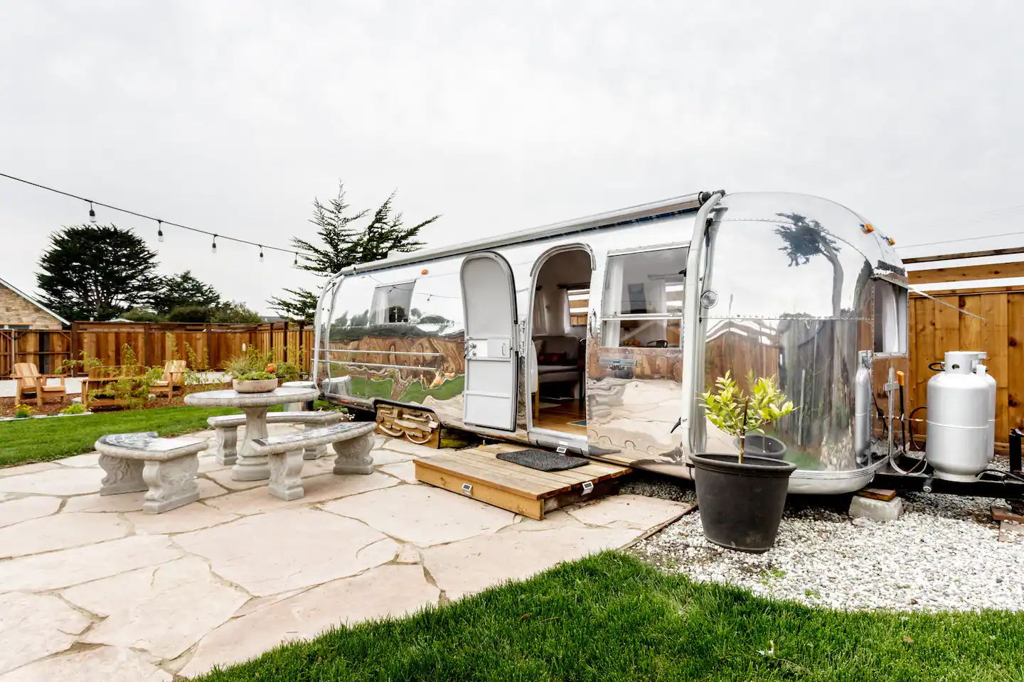 Private Glamping Retreat in a 1967 Airstream on the Coast 